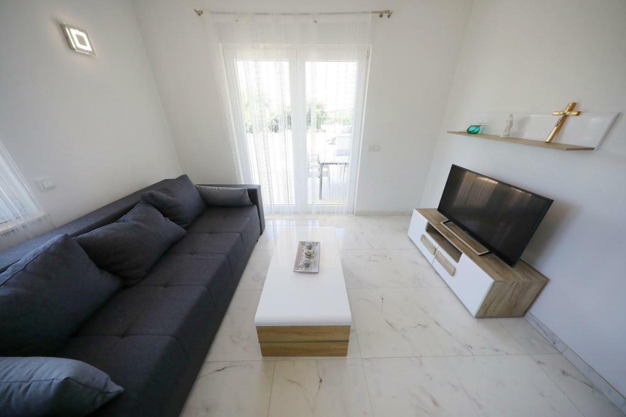 Apartmani Vlado Mitar Сукошан Екстер'єр фото