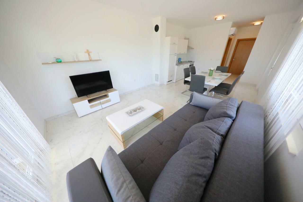 Apartmani Vlado Mitar Сукошан Екстер'єр фото